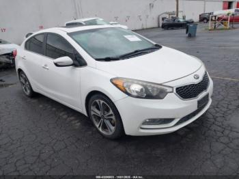  Salvage Kia Forte