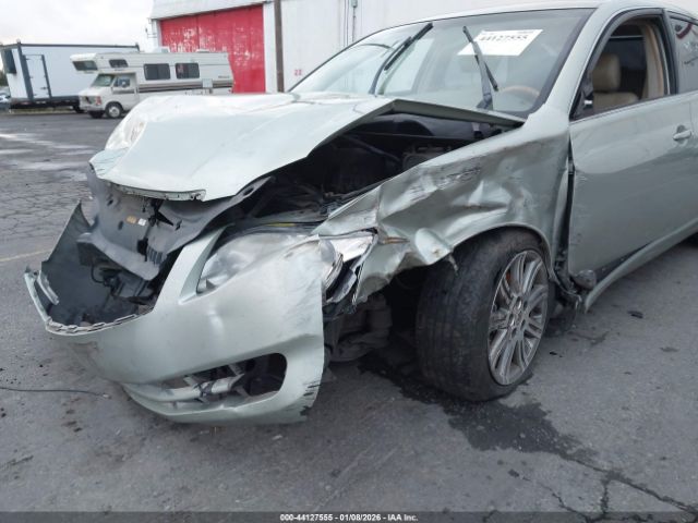 Toyota Avalon Image 6