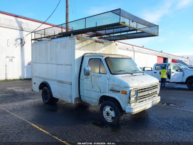 Chevrolet G30 Image 1