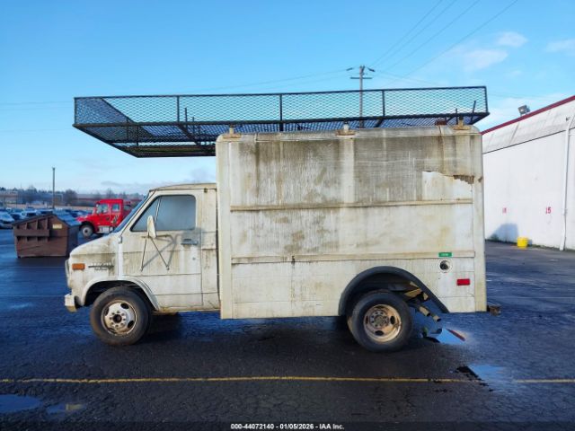 Chevrolet G30 Image 7