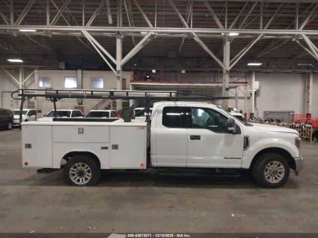 Ford F-350 Xlt Image 17