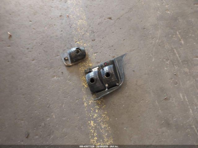 Ford Mustang Image 12